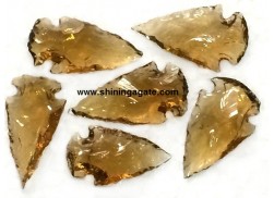 BROWN COLOR GLASS ARROWHEADS (1 INCH)