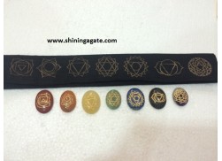CHAKRA ENGRAVED OVAL SET WITH PURSE
